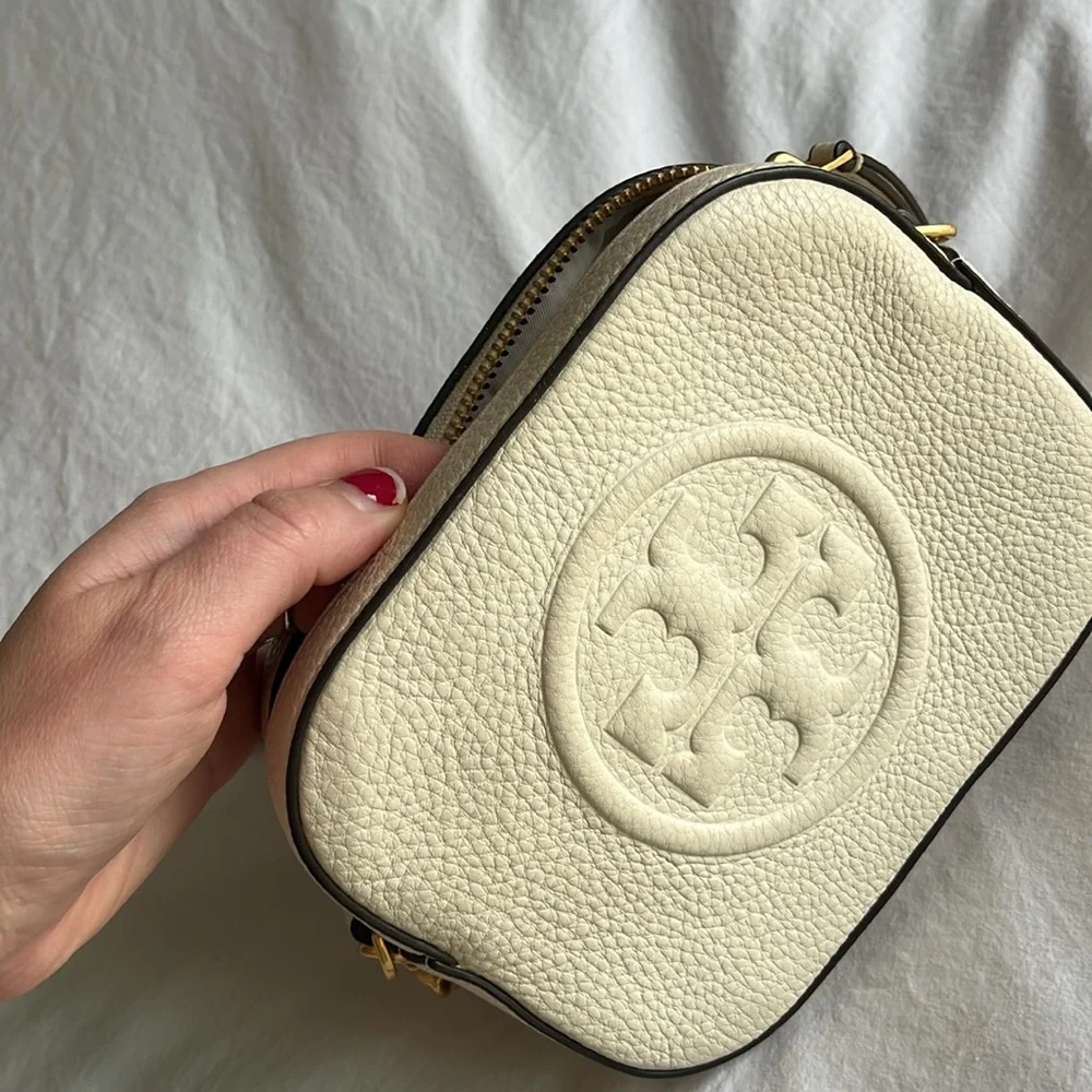 Tory Burch crossbody - Picture 2 of 5